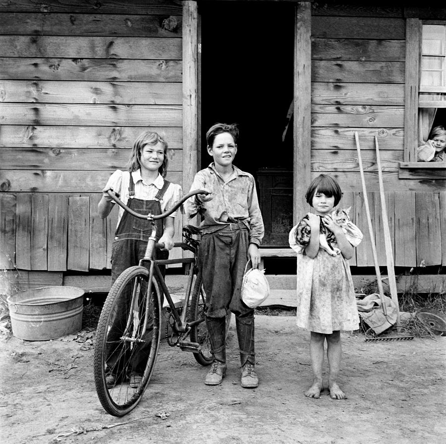 Farm Children, 1939 Photograph by Granger