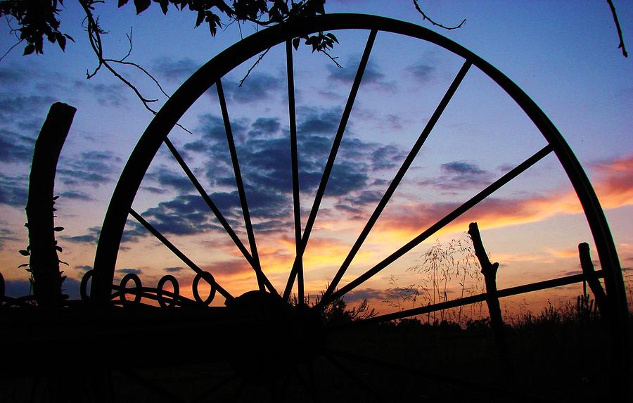 Farm scene sunset Photograph by Kale Fuller - Fine Art America