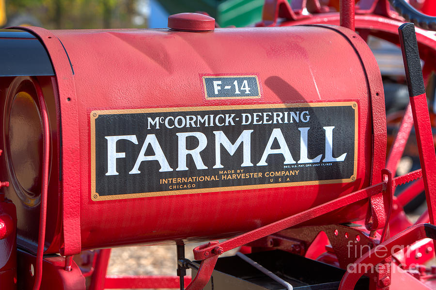 Farmall F-14 Tractor I Photograph by Clarence Holmes