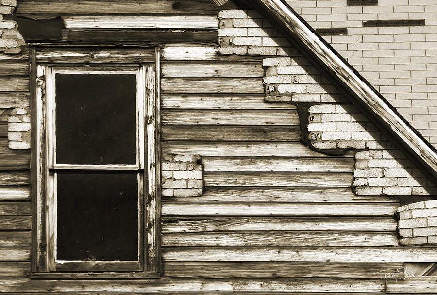 Window Photograph - Farmhouse Window by Tracy Shaw