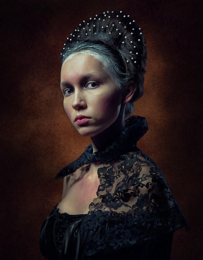 Portrait Photograph - Fashion Barocco, Baroque Fashion Photography by Freol