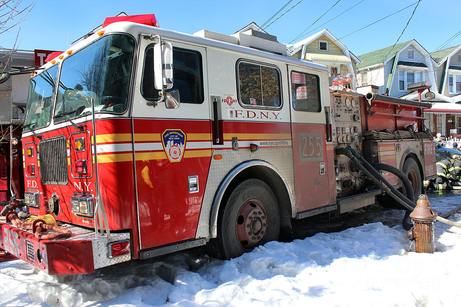 FDNY Engine 255 Photograph by Steven Spak