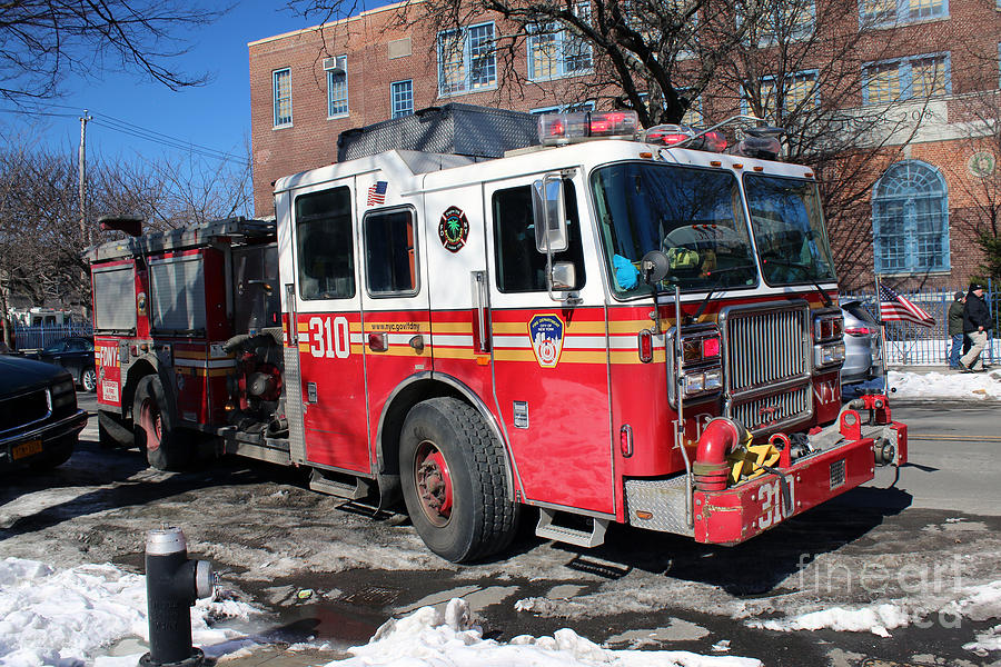 FDNY Engine 310 Photograph by Steven Spak