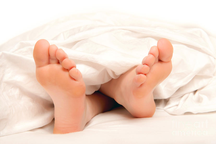 Nude Photograph - Feet In Bed by Jochen Schoenfeld