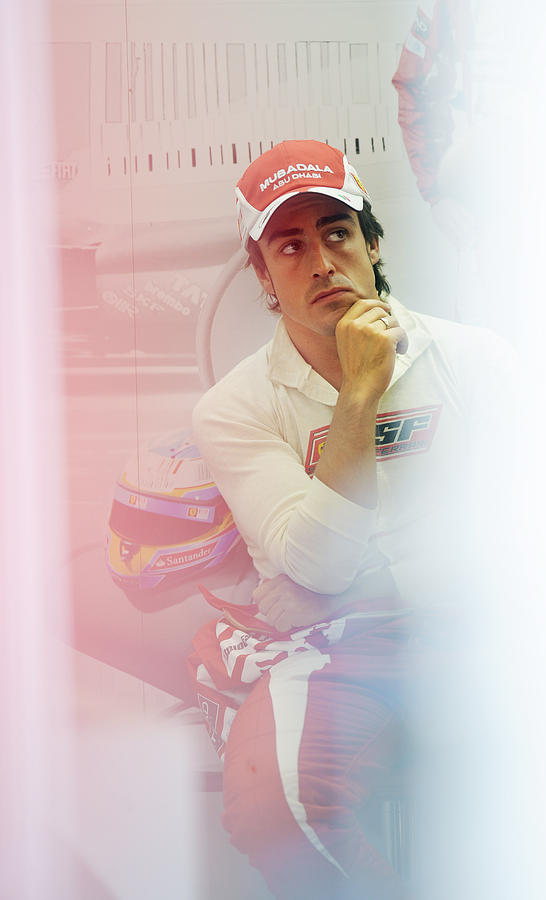Sports Photograph - Fernando Alonso 3 by Rafa Rivas
