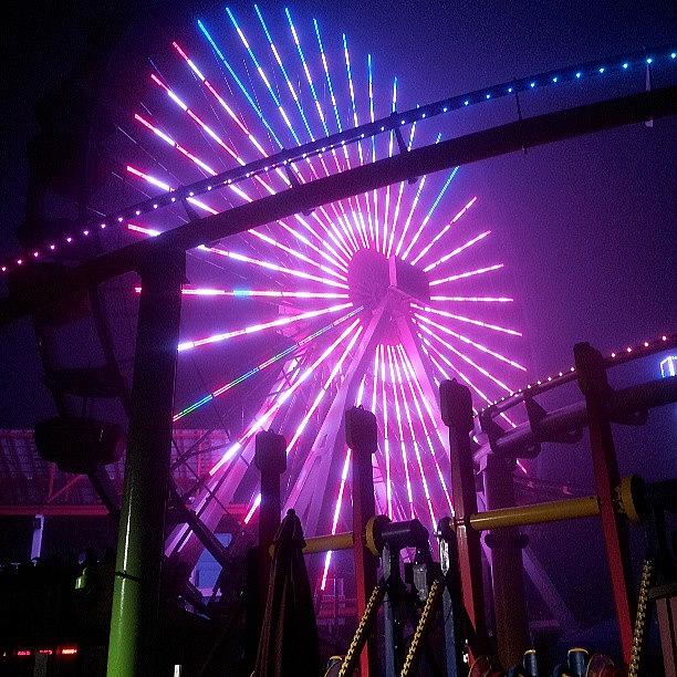 Santa Monica Photograph - Ferris Wheel at 5am by Brett Dewey