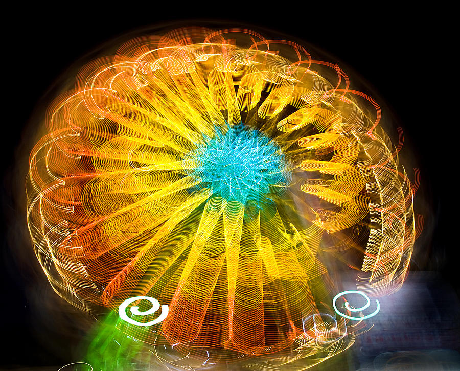 Ferris Wheel Flower Photograph by Paul DeRocker