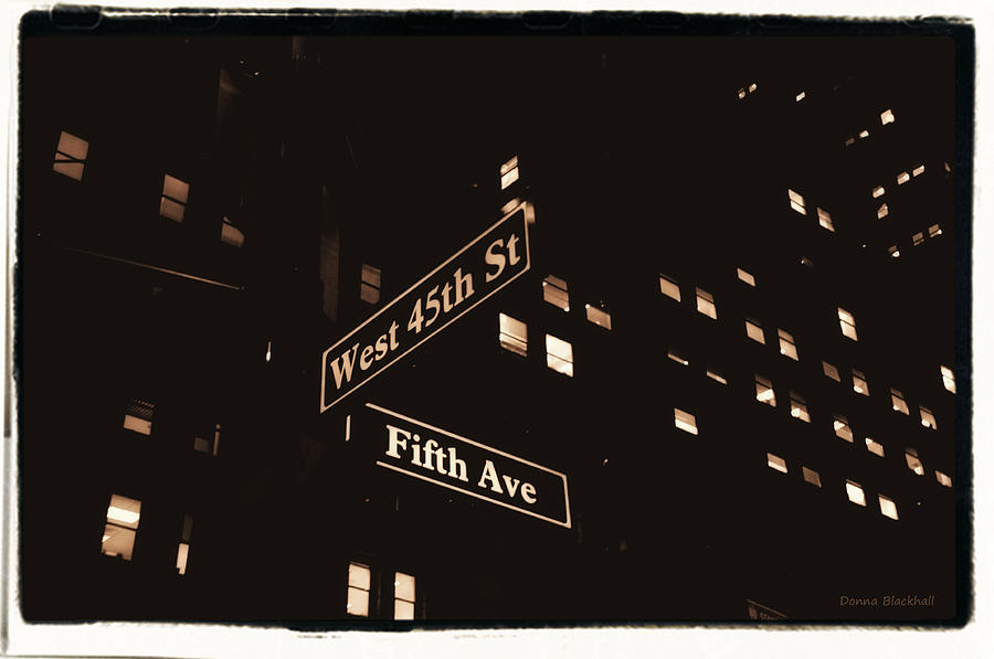 Black And White Photograph - Fifth Avenue by Donna Blackhall