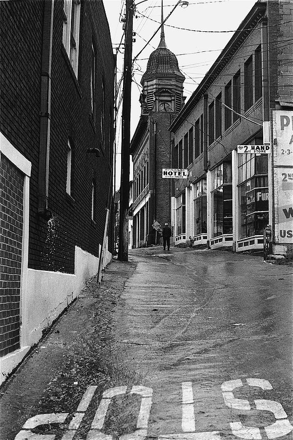 Film noir Sylvia Sidney Lee Marvin Violent Saturday 1955  1 Brewery Gulch Bisbee Arizona 1967 Photograph by David Lee Guss