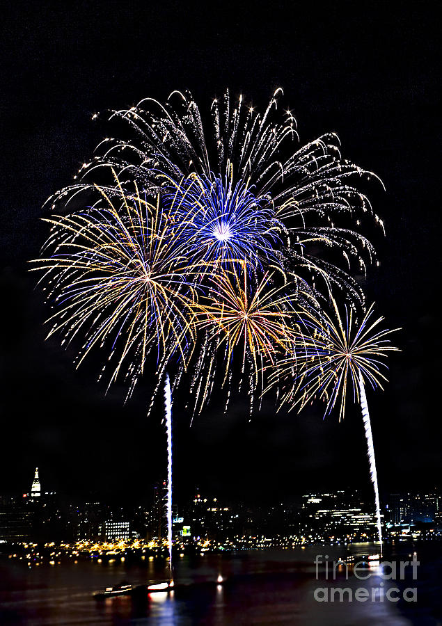 Independence Day Photograph - Firewoks by Susan Candelario