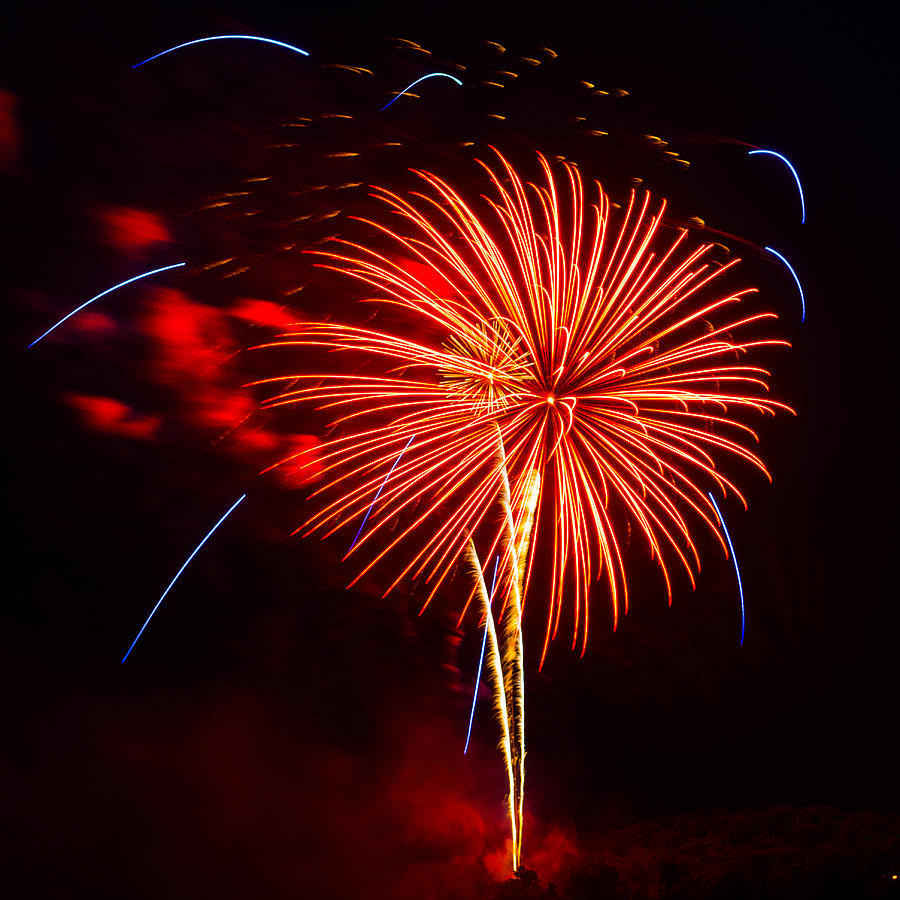 Fireworks 13 Photograph by Paul Freidlund