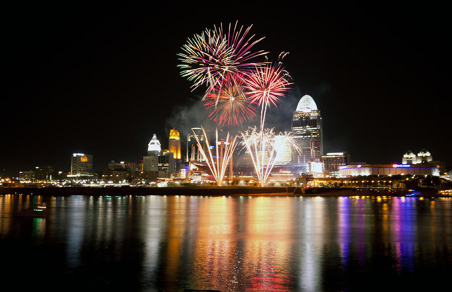 Fireworks B Photograph By Kim Hunker - Fine Art America