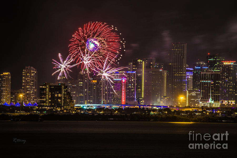Fireworks II Photograph by Rene Triay FineArt Photos