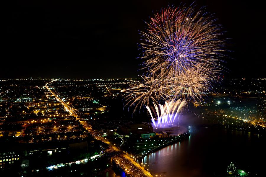 Fireworks over Columbus Photograph by Ken Claussen