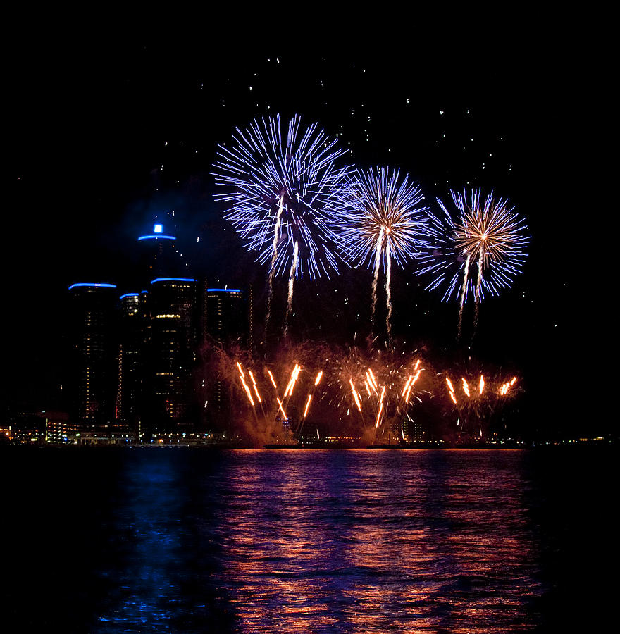 Nature Photograph - Fireworks over Detroit River 16 by Paul Cannon