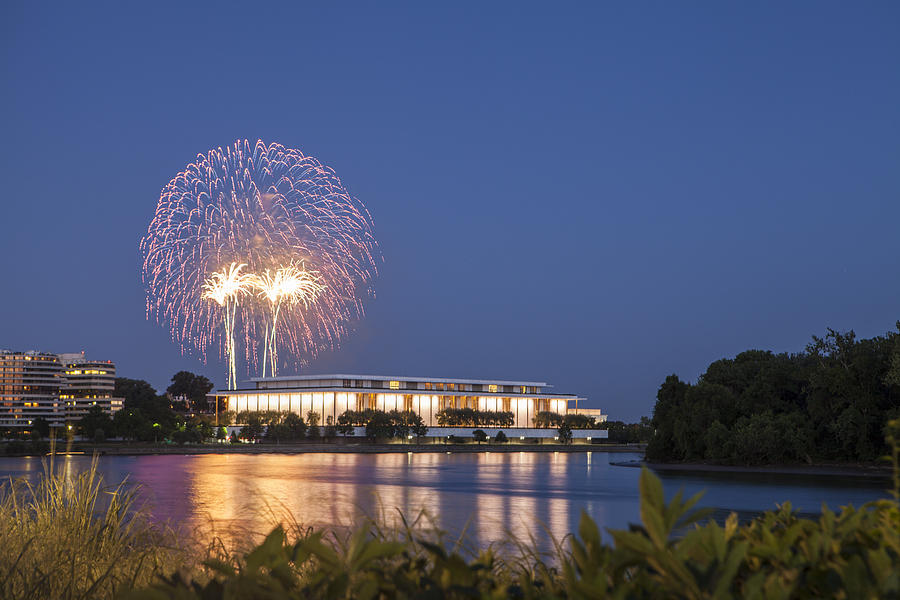 Fireworks over Kennedy Center Photograph by Richard Nowitz Fine Art