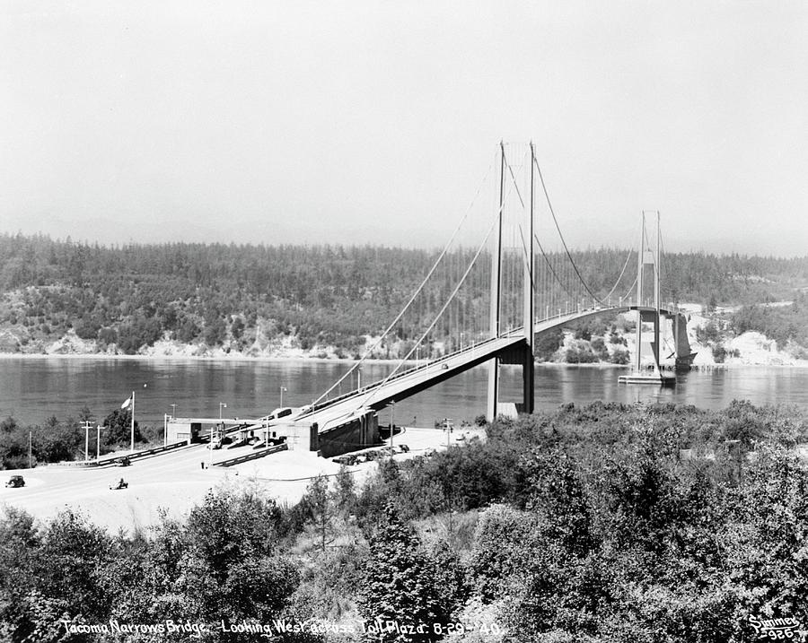 First Tacoma Narrows Bridge Photograph by Library Of Congress/science Photo Library