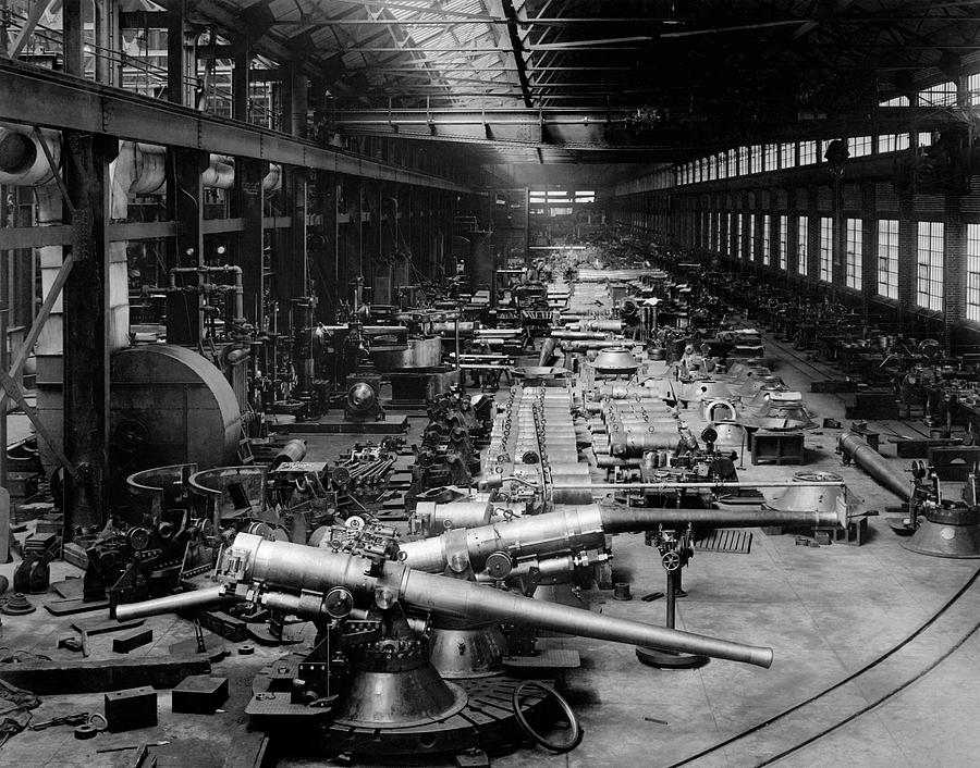 Shell Photograph - First World War Munitions Factory by Us Army/science Photo Library
