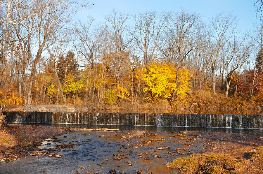 Fishers Pool Dam Photograph by Bill Cannon | Fine Art America