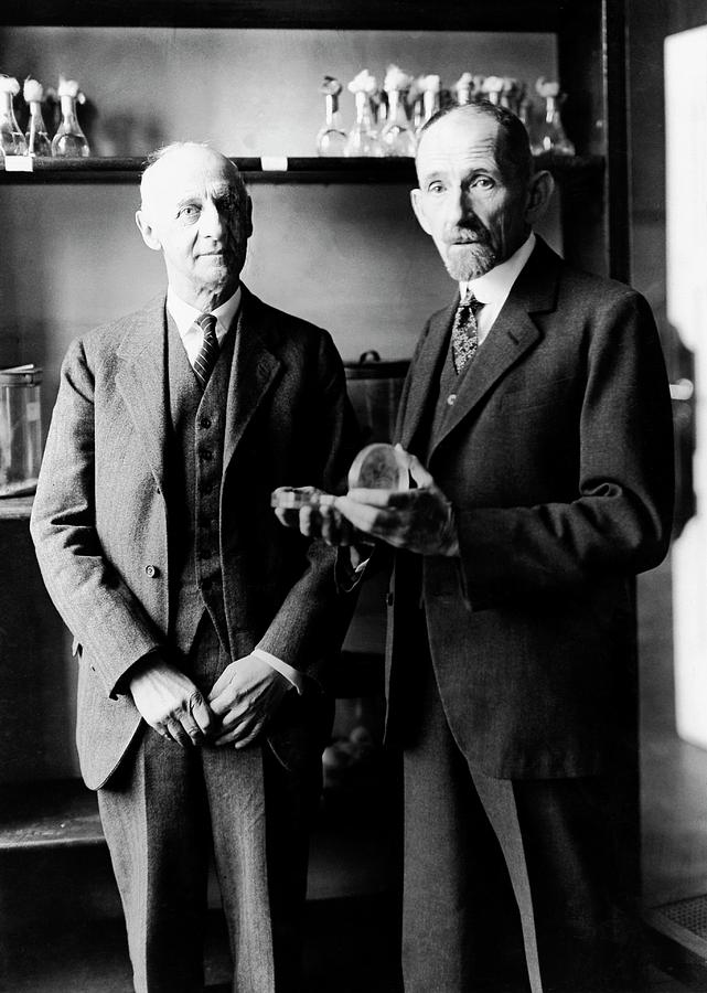 Flexner And Neufeld Photograph by American Philosophical Society