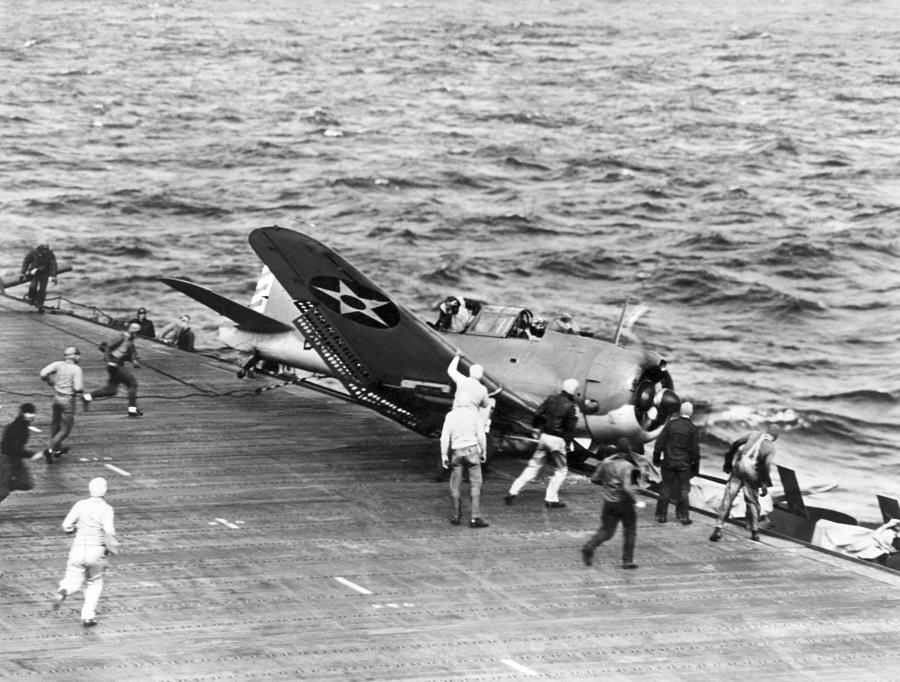 Flight Deck Crash Photograph by Underwood Archives
