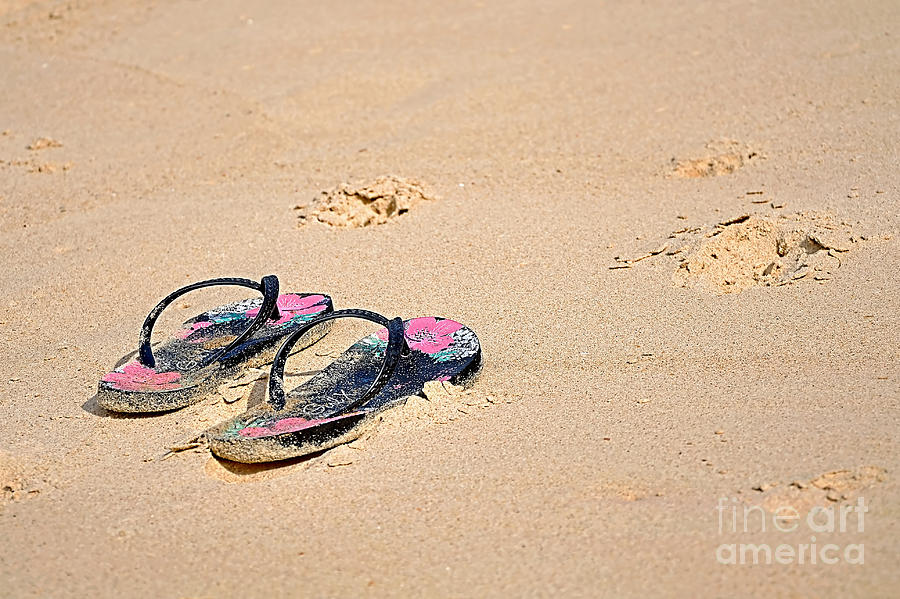 Still Life Photograph - Flip Flops on the Sand by Kaye Menner