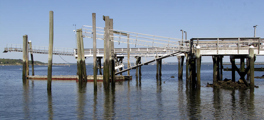 Glen Cove Floating Dock Photograph by Bob Slitzan