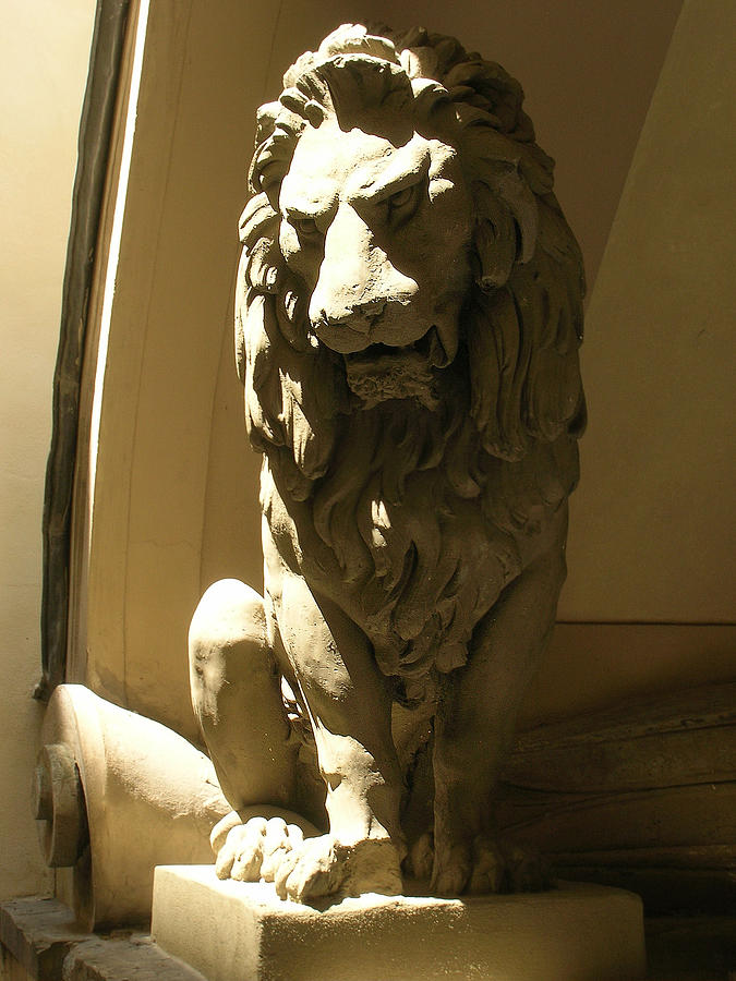 Lion Digital Art - Florence Lion by Maria Huntley