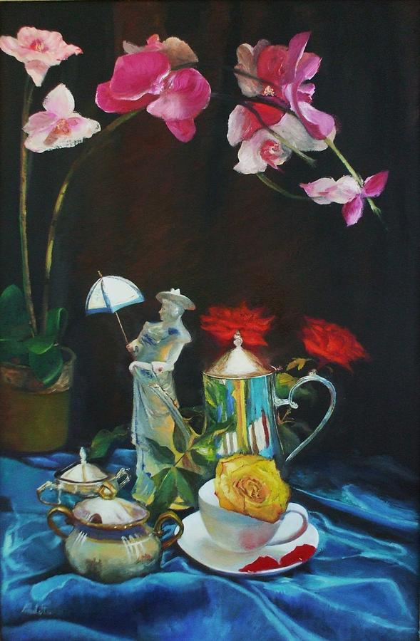 Flower Painting - Flowers and silver tea pot by Farhat Ashufta