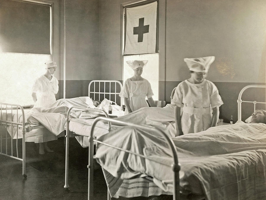 Flu Pandemic, 1918 Photograph by Granger