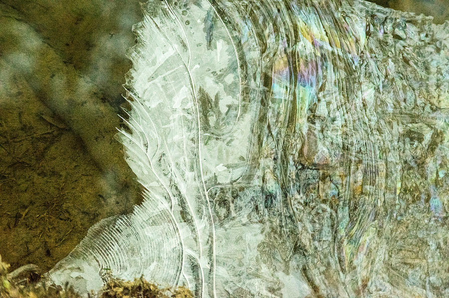 Abstract Photograph - Fluid Wave Phenomenon by Douglas Barnett