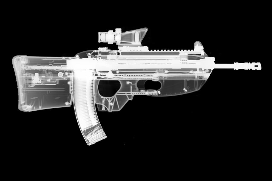 f2000 assault rifle