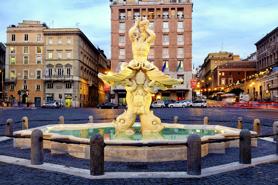 Fontana del tritone Photograph by Fabrizio Troiani