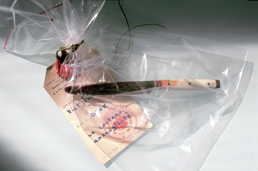 Forensic Evidence For Dna Analysis Photograph by Pascal Goetgheluck/science Photo Library