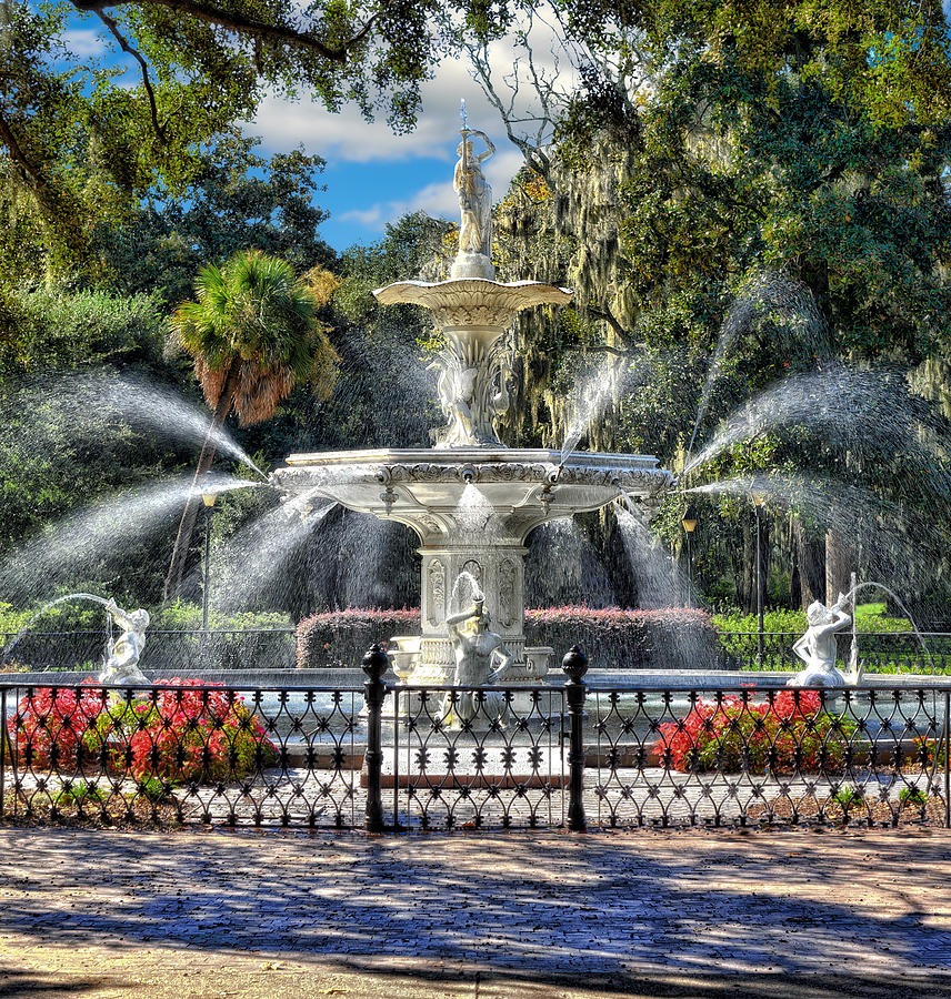 Architecture Photograph - Forsyth Park Fountain by Frank J Benz