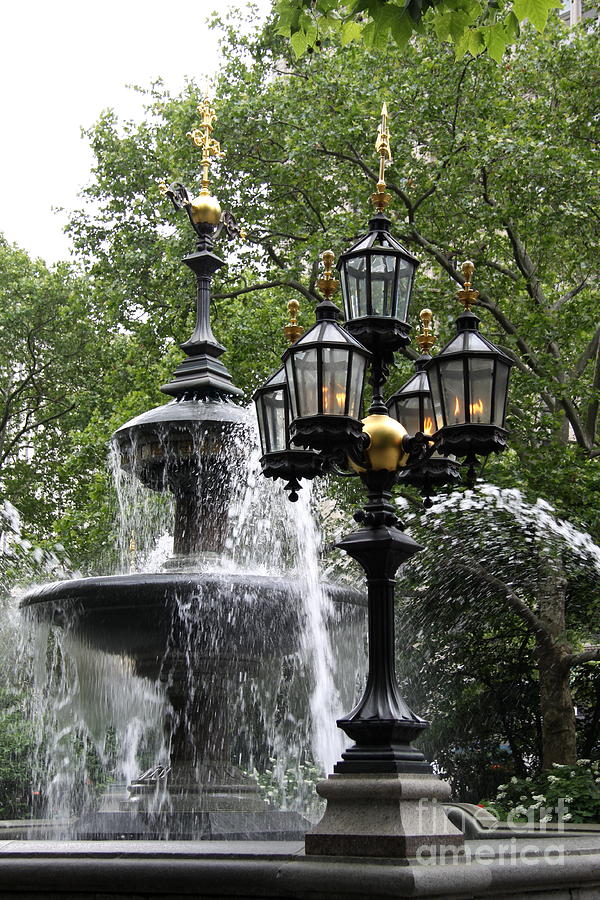 Nature Photograph - Fountain And Gaslight Lantern by Christiane Schulze Art And Photography