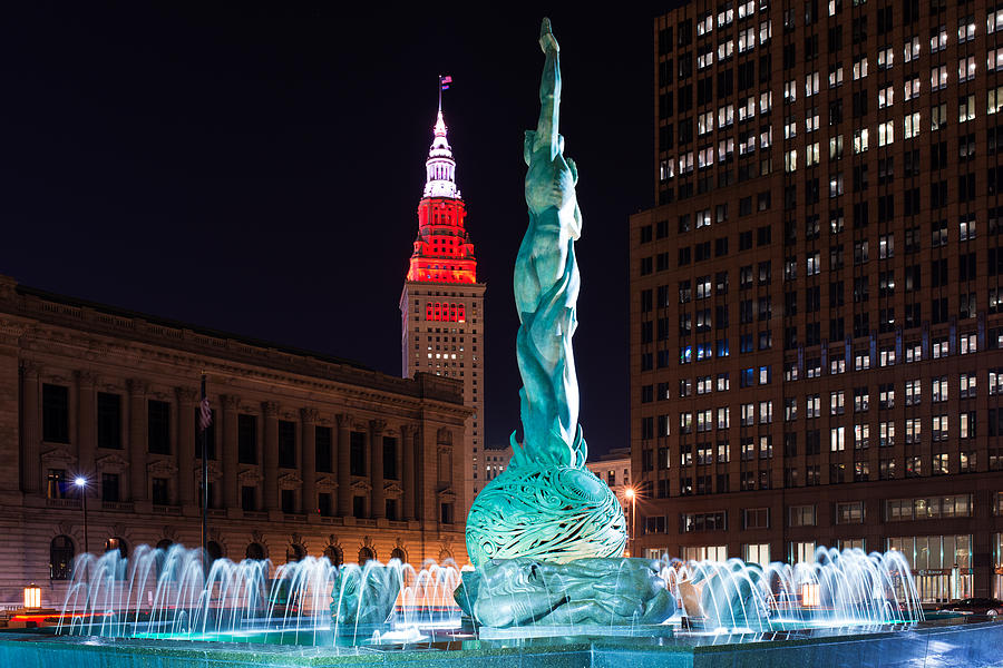 Cleveland Photograph - Fountain and Terminal Tower in Red 2 by Clint Buhler