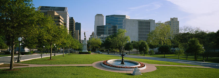 Austin Photograph - Fountain In A Park, Austin, Texas, Usa by Panoramic Images