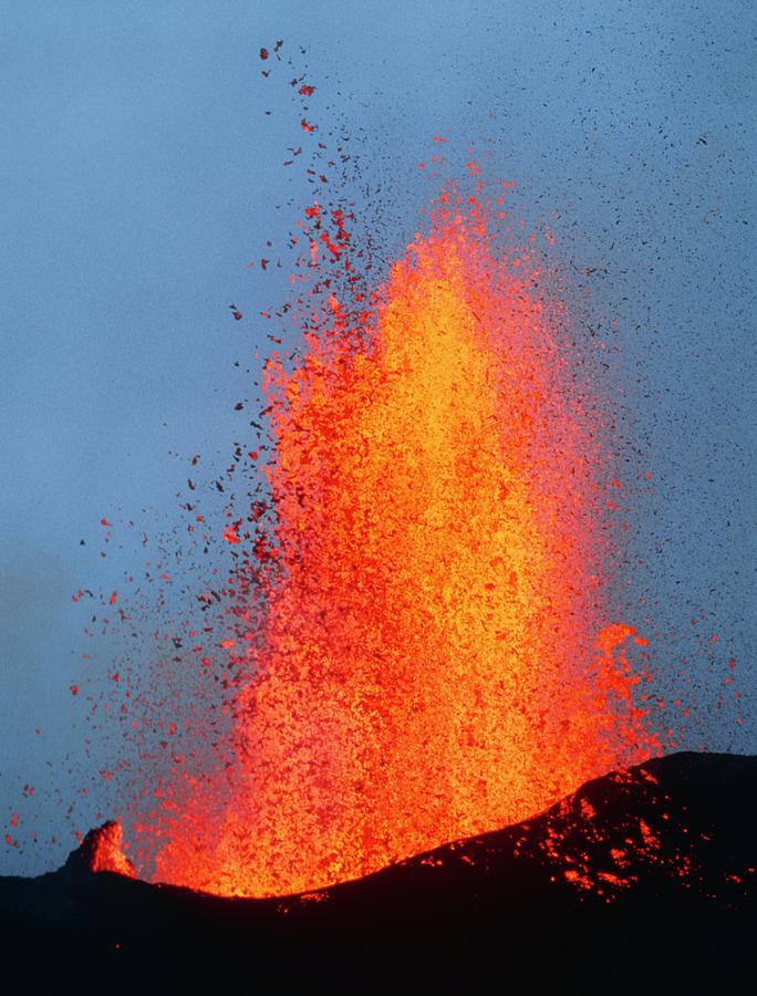 Fountain Of Lava Photograph by Matthew Shipp/science Photo Library.