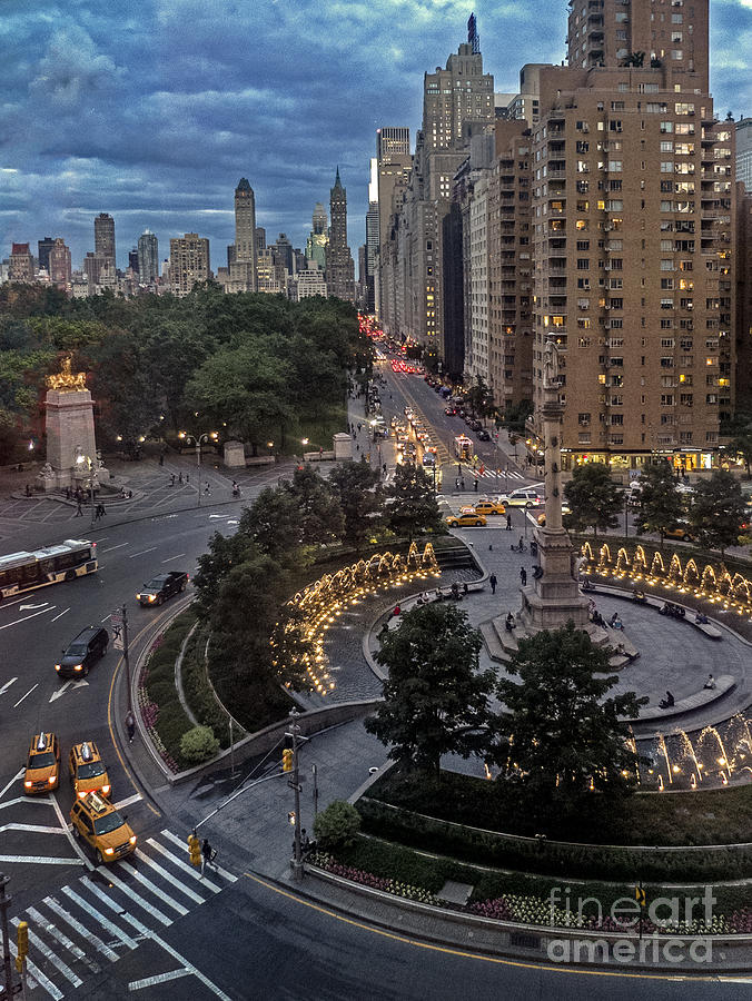 Fountains Of Columbus Circle, Nyc Photograph by Spencer Grant