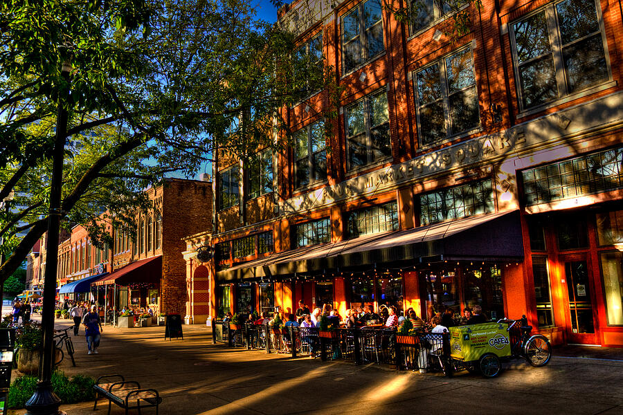 Four Market Square - Knoxville Tennessee Photograph by David Patterson