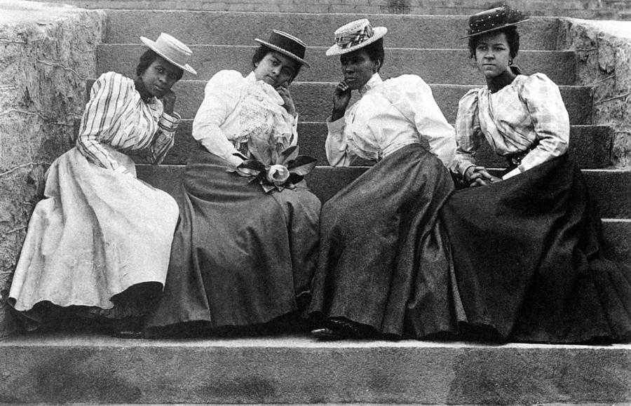 Four Women, 19th Century Photograph by Granger