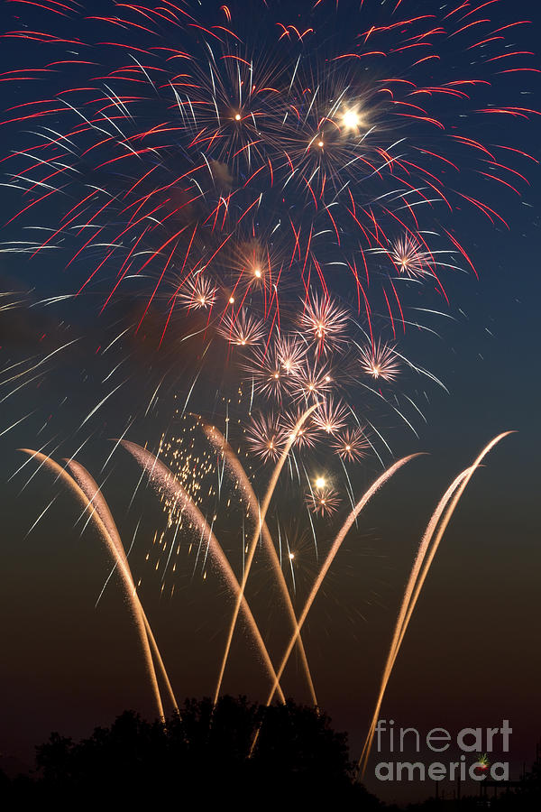 Fourth Of July Fireworks Display Photograph by David R Frazier