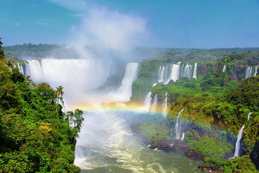 Foz Iguaçu Falls, Brazil by Fandrade