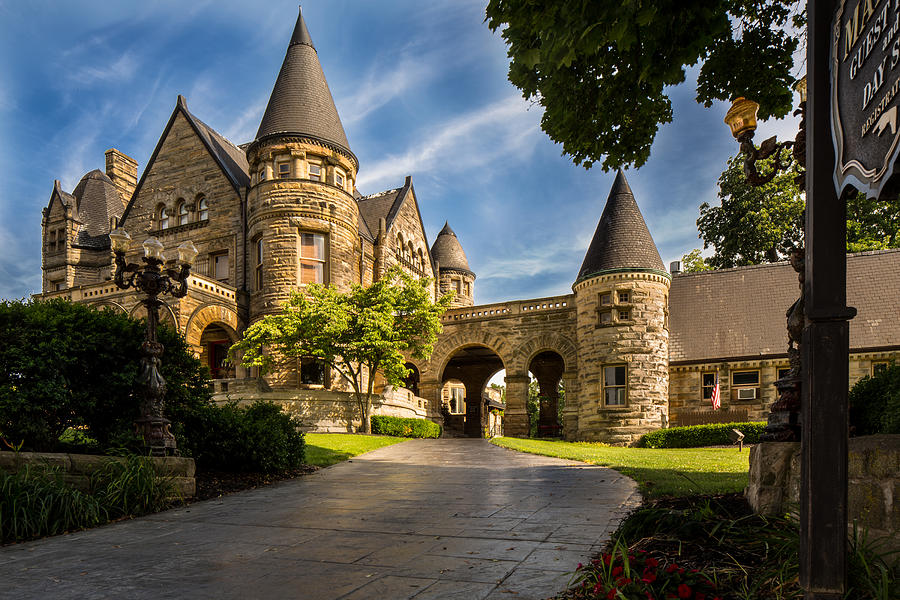 Frank H. Buhl Mansion Photograph by Mark Milar