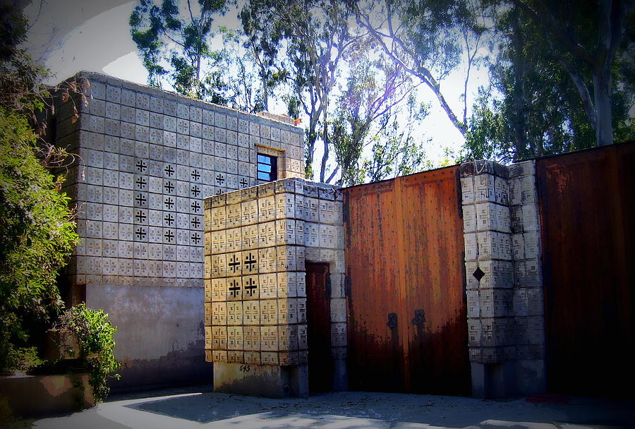Frank Lloyd Wrights Millard House Pasadena CA Photograph by Jodie Marie Anne Richardson Traugott          aka jm-ART