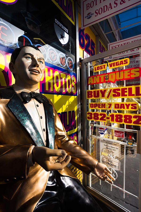 Frank Sinatra Photograph - Frank Sinatra Statue, Las Vegas by Panoramic Images