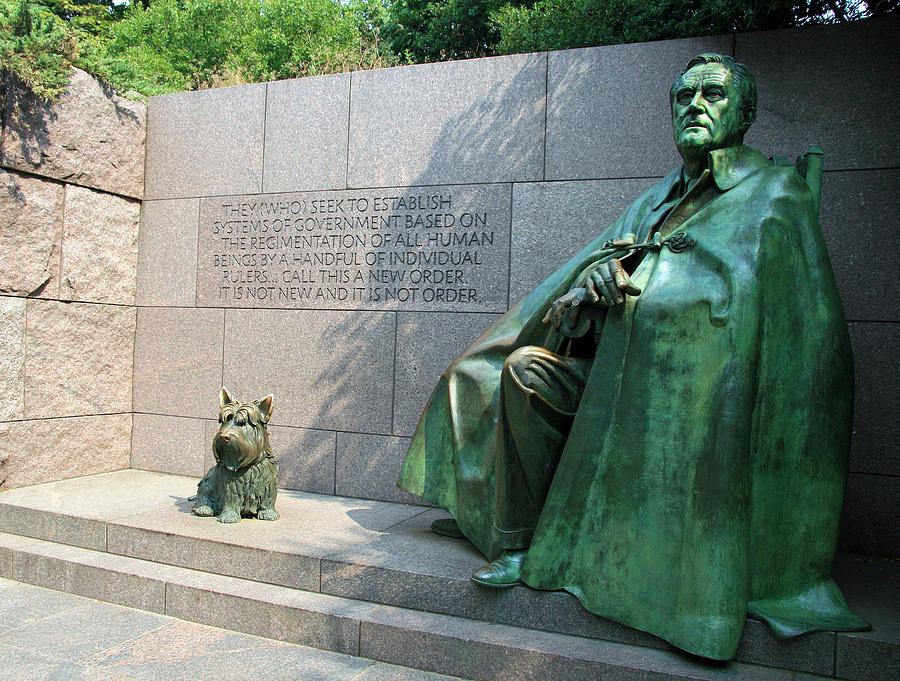 Franklin Delano Roosevelt National Memorial Photograph by Cora Wandel