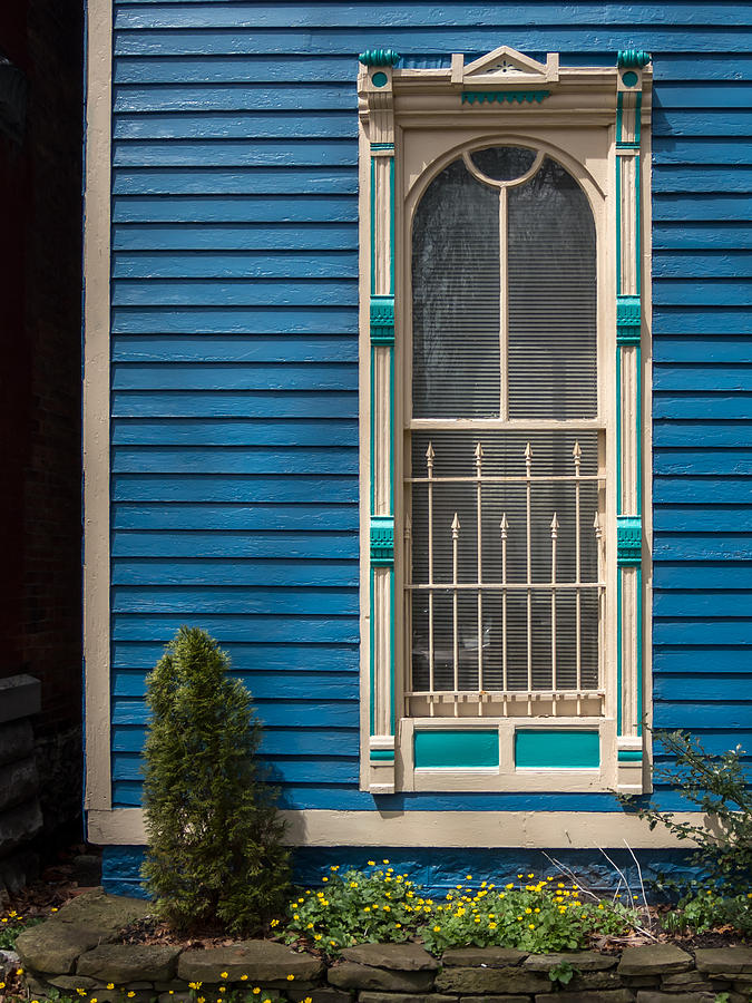 Franklin Street Window Photograph by Guy Whiteley