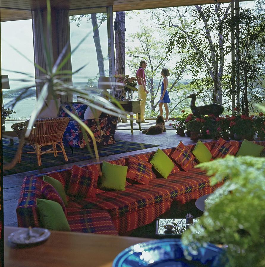 Frederick And Stephanie Guest At Home Photograph by Horst P. Horst